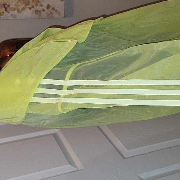 IVY PARK x Adidas SOLD OUT Neon Yellow Nylon Organza Jacket - Picture 9 of 14